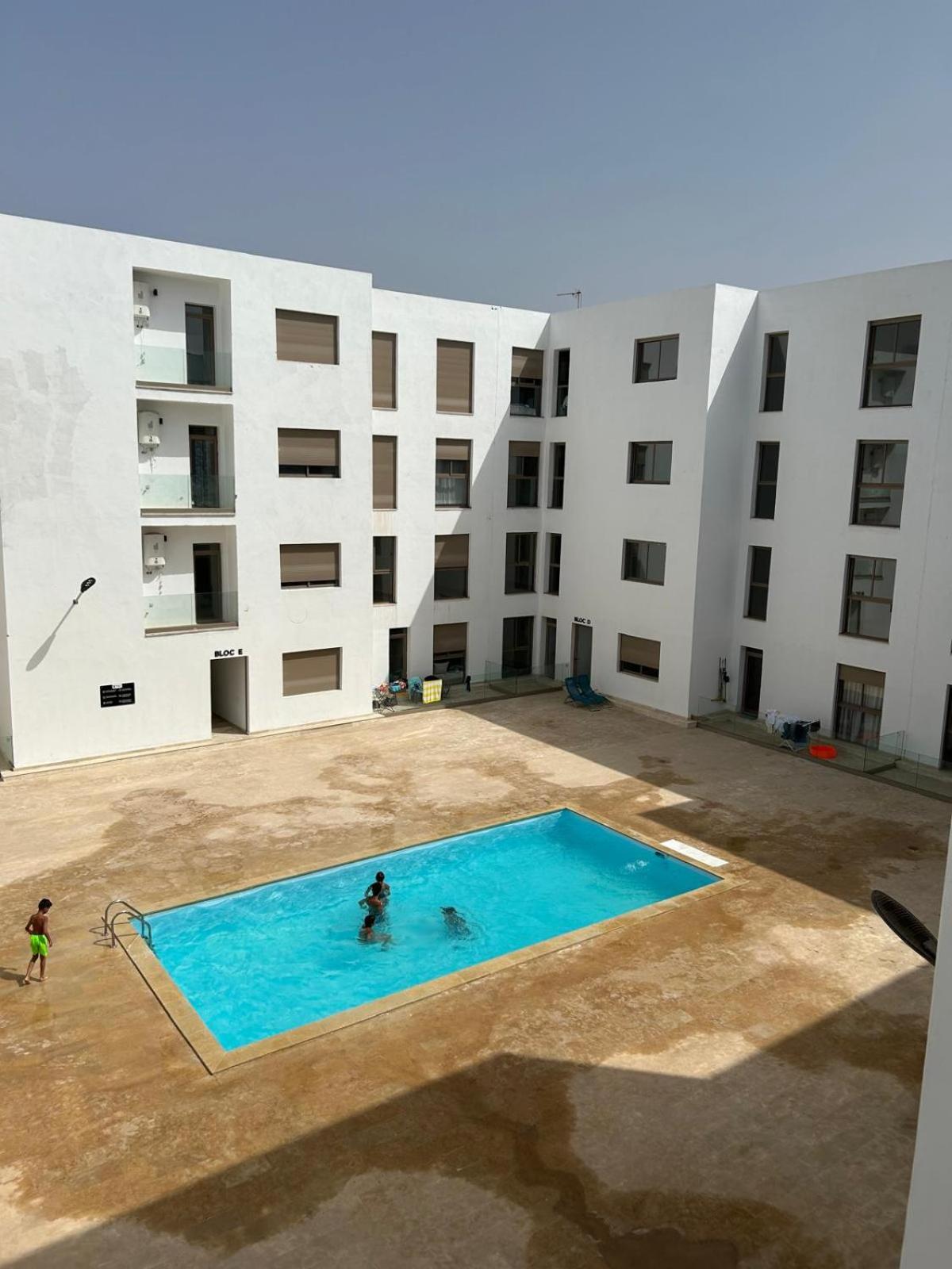 Bay Centre Piscine A 5mnts A Pieds Appartement Agadir
